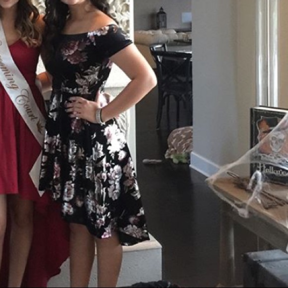 Medium Windsor off shoulder floral high-low dress - Picture 4 of 5